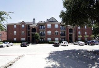 Camden Addison in Addison, TX - Building Photo - Building Photo