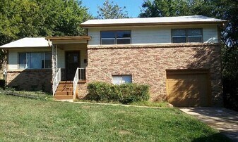 419 W 52nd St in North Little Rock, AR - Building Photo