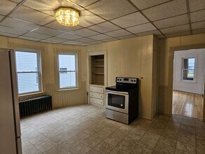 20 Kosta St, Unit 20 Kosta 1 in Worcester, MA - Building Photo - Building Photo