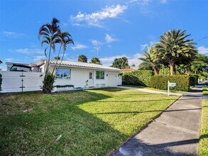1216 Guava Isle in Fort Lauderdale, FL - Building Photo - Building Photo