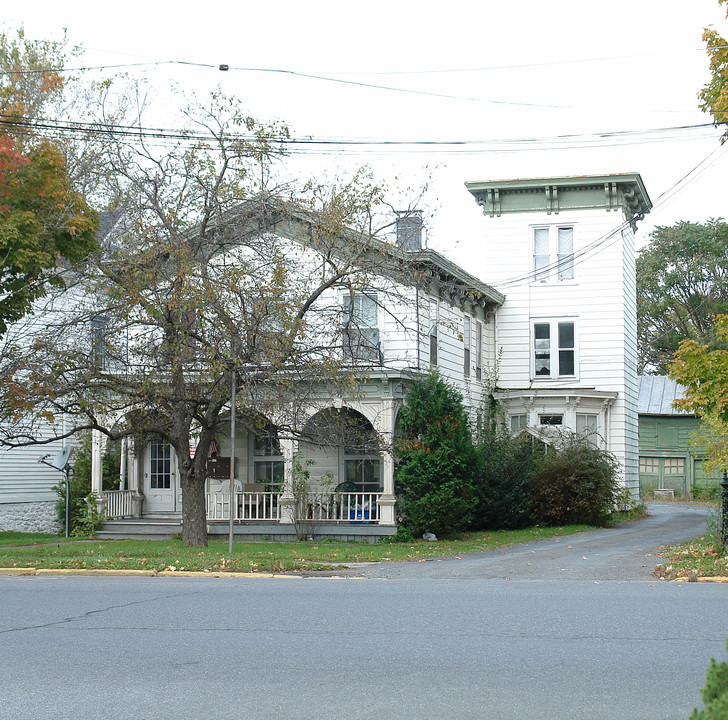 68 Green St in Hudson, NY - Building Photo