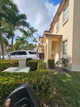 12819 SW 135th Ter in Miami, FL - Building Photo - Building Photo