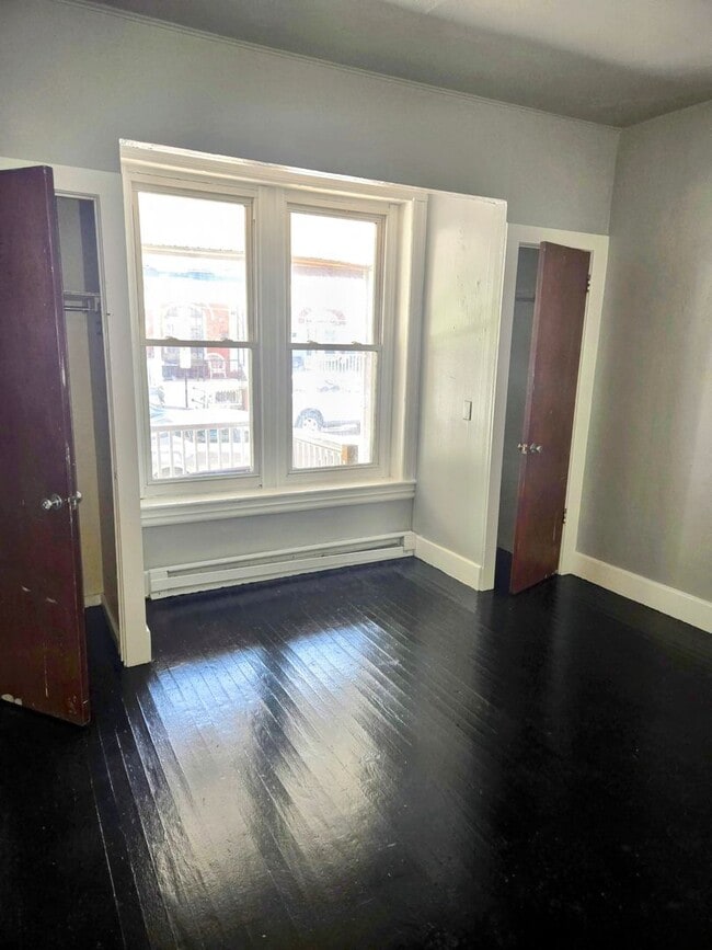 property at 731 W Green St