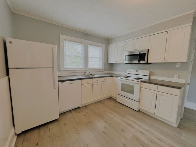 property at 105 Livingston Ave