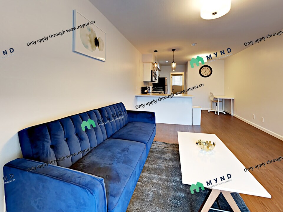 The Westlake in Oakland, CA - Building Photo