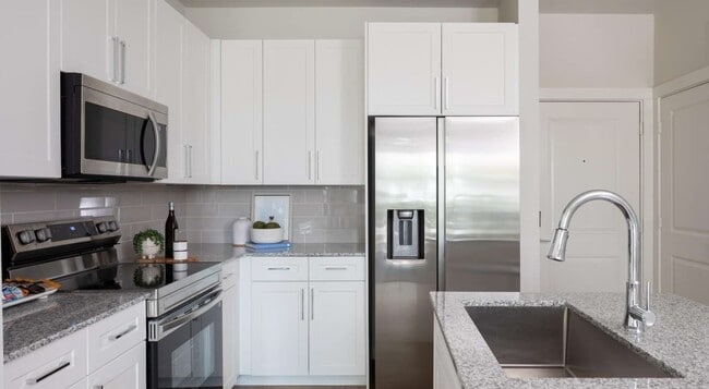 property at 19101 Town Ridge Ln