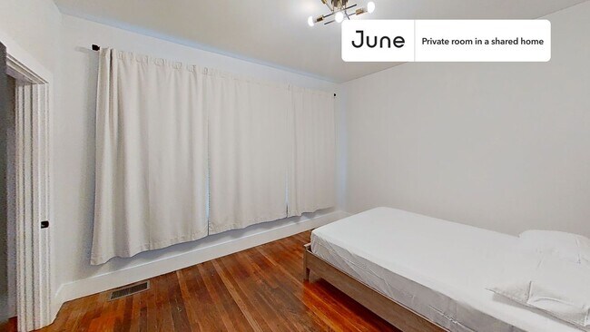 Room in Shared 5 bed/2 bath home in Boston, MA - Building Photo - Building Photo