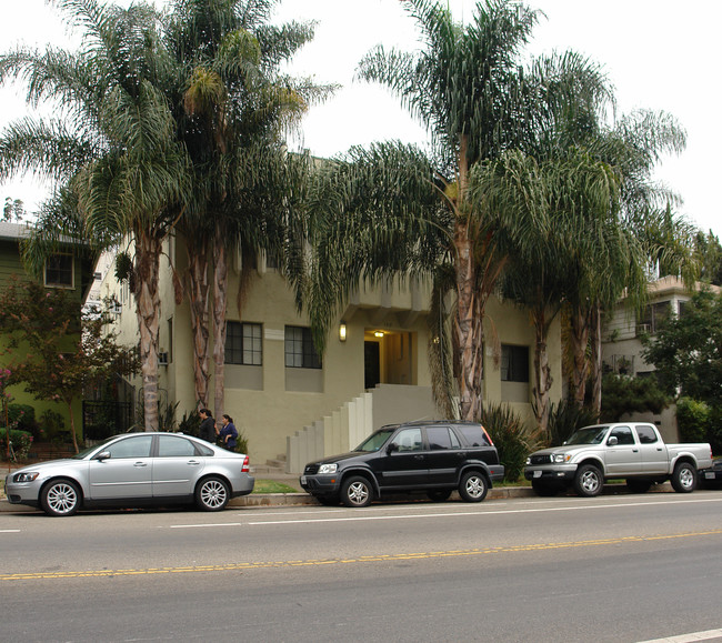 1515 Silver Lake Blvd in Los Angeles, CA - Building Photo - Building Photo