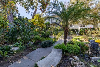 The Continental Arcadia in Arcadia, CA - Foto de edificio - Building Photo