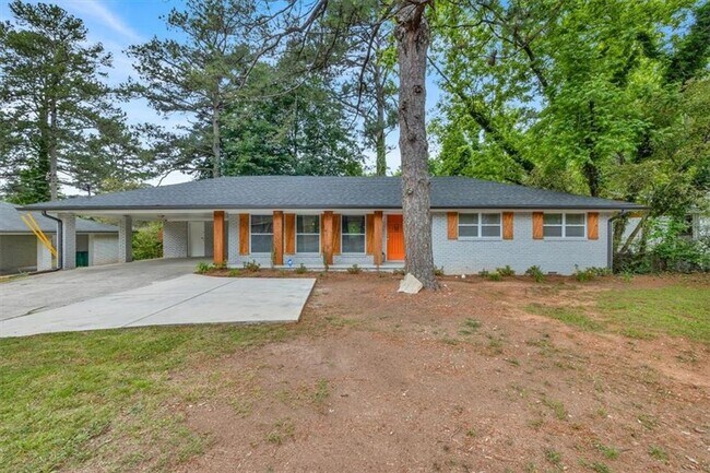 property at 2271 Columbia Dr