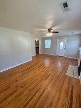 860 Burroughs Rd in Alcoa, TN - Building Photo - Building Photo