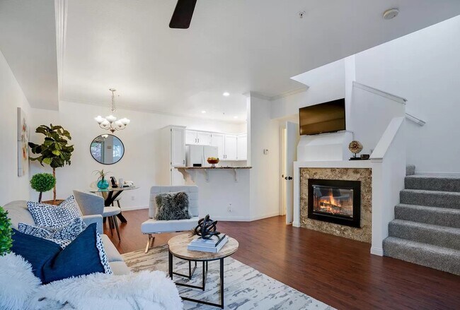 1081 Chagall Way in San Jose, CA - Building Photo - Building Photo