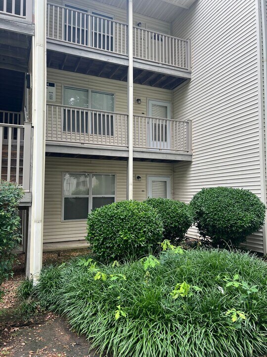 574 Candle Ln in Newport News, VA - Building Photo