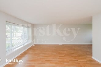171 Craig Dr W in Chicago Heights, IL - Building Photo - Building Photo
