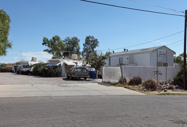 3142 N Balboa Ave in Tucson, AZ - Foto de edificio - Building Photo