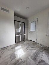 1512A Sweetbriar Ave, Unit A in Nashville, TN - Building Photo - Building Photo