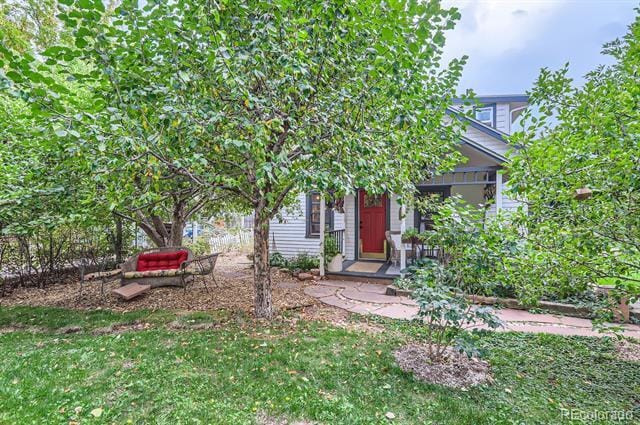 property at 1580 Redwood Ave