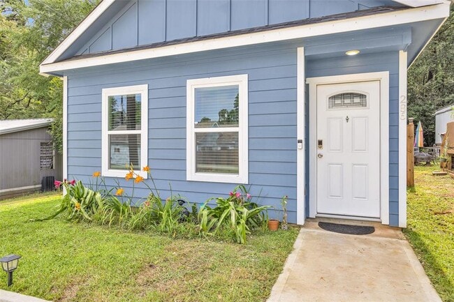 286 Westchase St in Montgomery, TX - Building Photo - Building Photo
