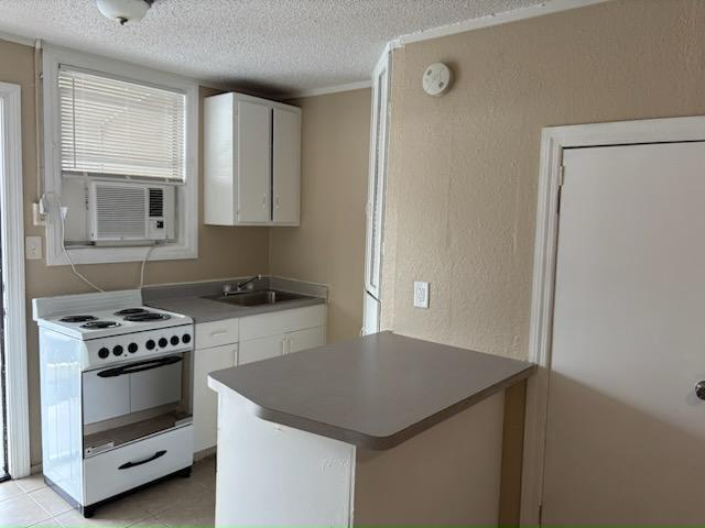 property at 10545 Seminole Blvd