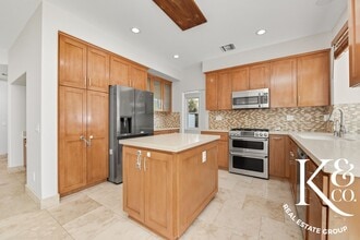 396 Anzio Way in Oak Park, CA - Building Photo - Building Photo