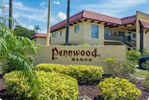 1845 S Highland Ave, Unit 6-2 in Clearwater, FL - Building Photo