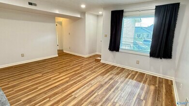 1217 Catskill Cir SE in Huntsville, AL - Building Photo - Building Photo