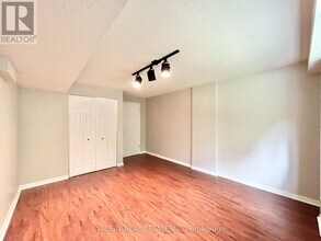 66 Bonacres Ave in Toronto, ON - Building Photo - Building Photo
