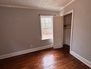 1561 Pleasant Valley Rd SE in Silver Creek, GA - Foto de edificio - Building Photo