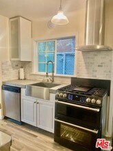 11321 Mississippi Ave in Los Angeles, CA - Building Photo - Building Photo