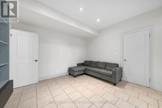 106 Nipigon Ave in Toronto, ON - Building Photo - Building Photo