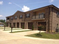Building Photo - Stonewater Place Apartments in Jackson, Tennessee