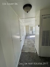 114 Court Dr in Greenwood, MO - Building Photo - Building Photo