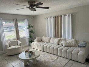 135 Dairy Rd in Auburndale, FL - Building Photo - Building Photo