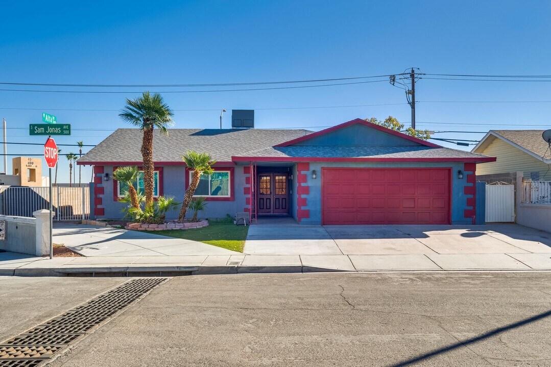 501 Sam Jonas Dr in Las Vegas, NV - Foto de edificio
