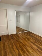 11161 Sunshine Ter in Studio City, CA - Building Photo - Building Photo