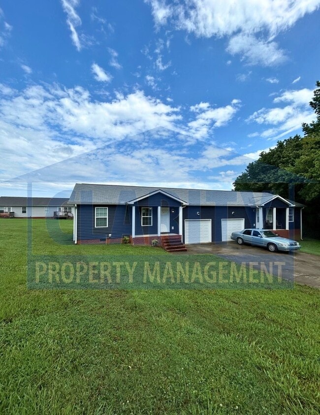 1004 Whisperwood Trail NE in Cleveland, TN - Building Photo - Building Photo