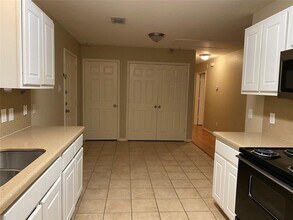 3323 Angel Ln in Houston, TX - Building Photo - Building Photo