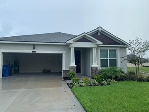 11532 Cedar Valley Dr in Riverview, FL - Building Photo - Building Photo