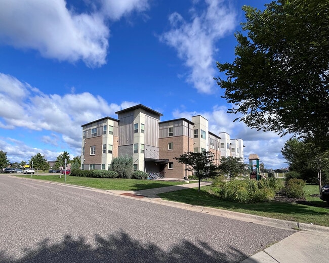 Sunwood Village in Ramsey, MN - Building Photo - Building Photo