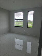 1035 Kismet Pkwy W in Cape Coral, FL - Building Photo - Building Photo