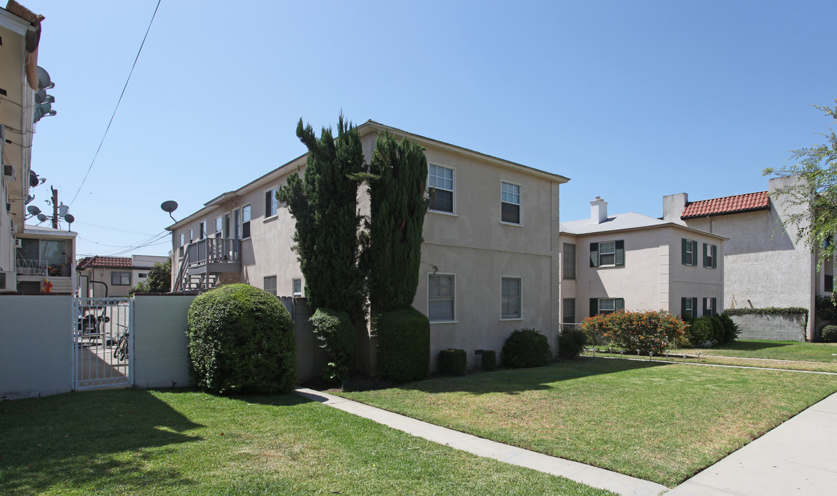 1032-1036 Elm Ave in Glendale, CA - Building Photo