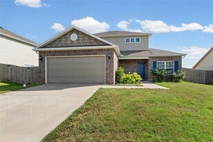 2503 Hickory Wood Ave in Lowell, AR - Building Photo