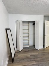 5701 W 25th Ct-Unit -112 in Hialeah, FL - Foto de edificio - Building Photo