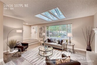 14416 107th Pl NE in Kirkland, WA - Building Photo - Building Photo