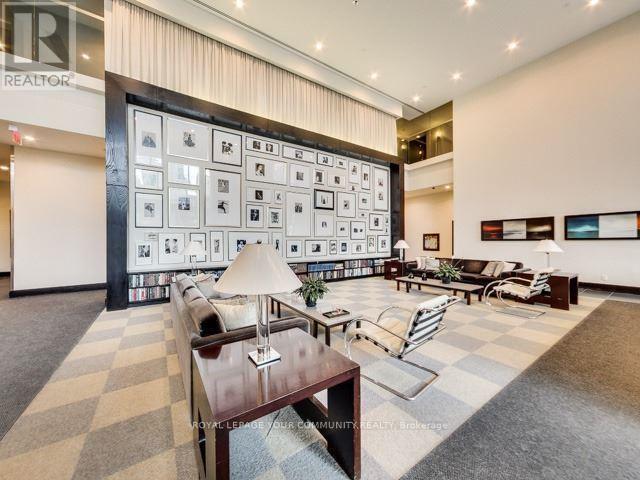 438 King St W in Toronto, ON - Building Photo - Building Photo