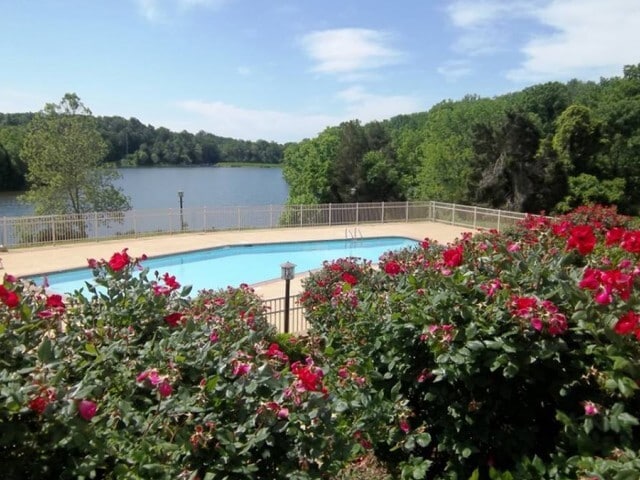 Park Lake Apartments