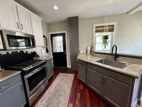 123 Court St in Plymouth, MA - Building Photo - Building Photo
