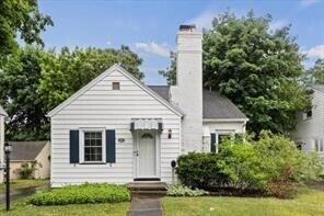 839 Elmwood Ave in Rochester, NY - Building Photo