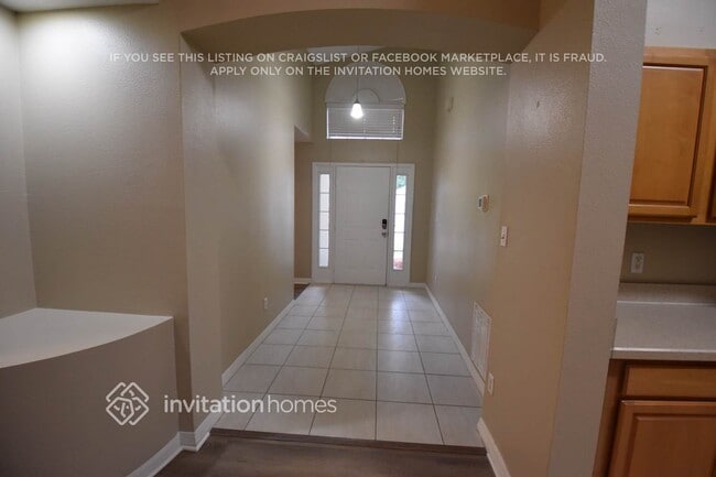 1021 Empress Ln in Orlando, FL - Foto de edificio - Building Photo