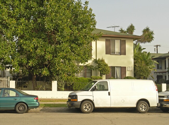 1606 S St Andrews Pl in Los Angeles, CA - Building Photo - Building Photo